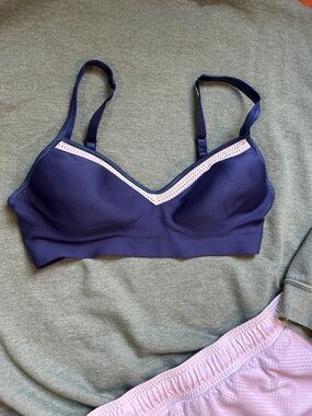 Hanes Wireless Comfort Training Bra